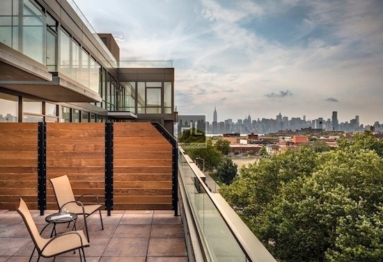 Foto del edificio - 101 Bedford Ave