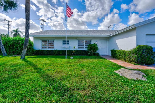 Foto del edificio - 1299 SW 12th Ave