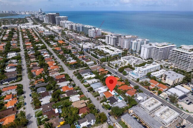 Foto del edificio - 9141 Abbott Ave