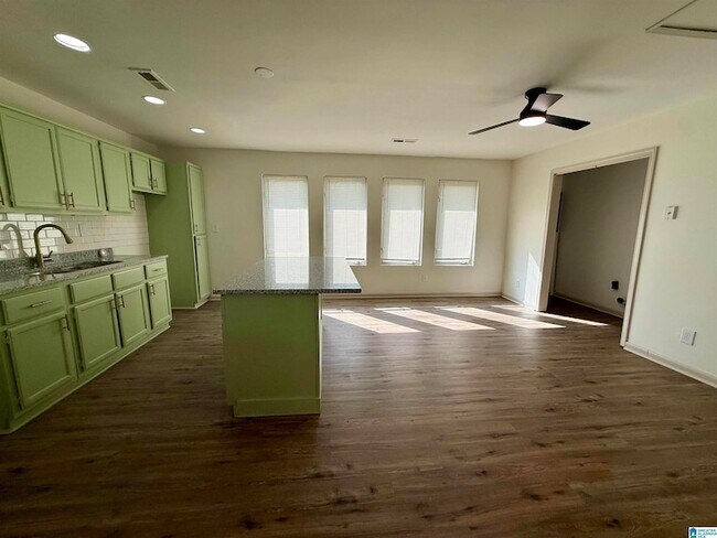 Foto del edificio - 5 21st Ct NW