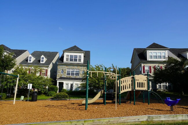 Building Photo - 16454 Kenneweg Ct
