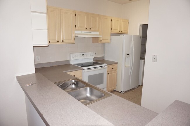 Building Photo - Spacious 2/2  in Visconti at Maitland