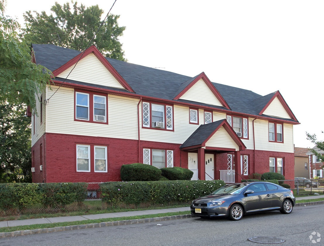 Primary Photo - 1381 Stanton Ave