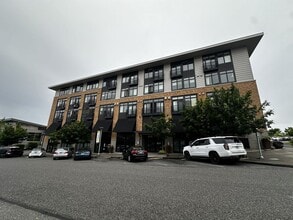 Building Photo - 3111 Newmarket St