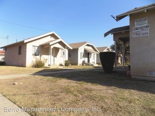 Primary Photo - 622 N Fries Ave