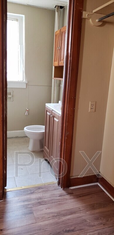 Foto del edificio - 103 E Williams