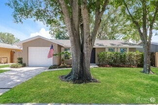Building Photo - 6521 Bonnie Bay Cir N