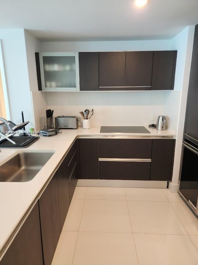 Foto del edificio - 17001 Collins Ave