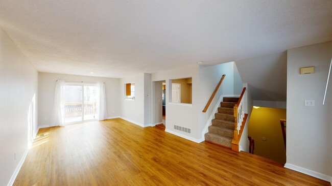 Building Photo - 817 William Howard Taft Rd