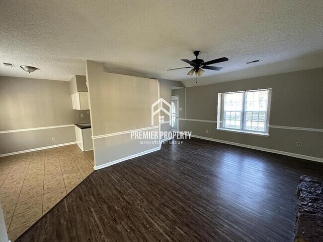 Building Photo - 4574 Sunnyslope Dr