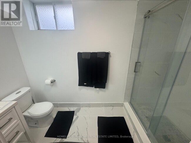 Building Photo - 11 Kelsey Crescent