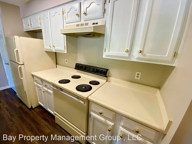 Foto del edificio - 2 br, 1 bath House - 9105 Lincolnshire Ct ...
