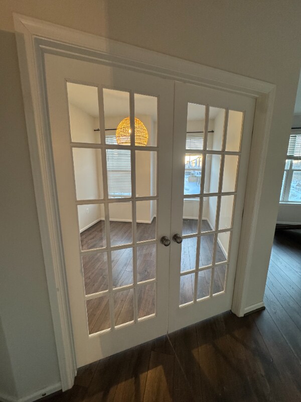 Building Photo - 16108 Coolidge Ave