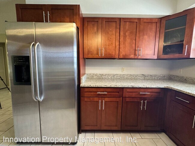Foto del edificio - 3 br, 2 bath House - 811 Glastonbury Drive