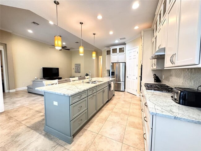 Building Photo - 1240 W Diamond Shore Loop