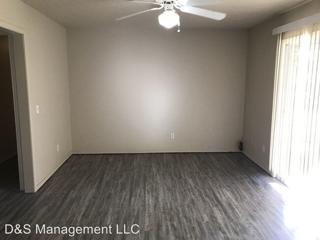 Foto del edificio - 3 br, 1.5 bath House - 108 SW 10th St.