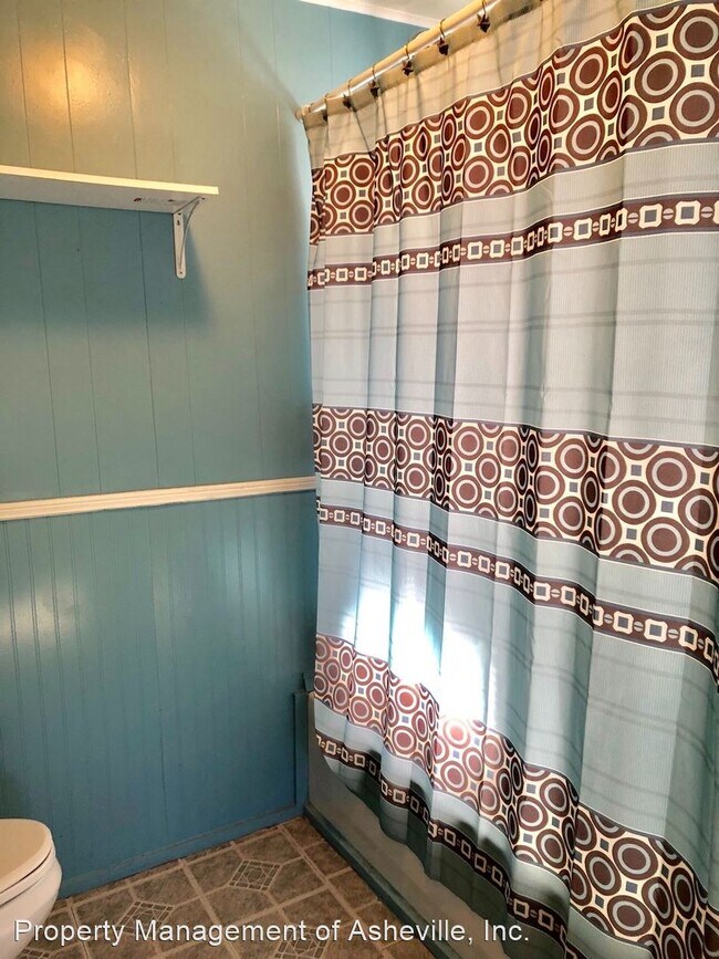 Foto del edificio - 2 br, 1 bath House - 1568 Patton Ave.