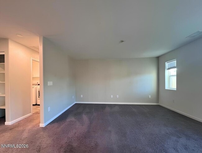 Building Photo - 647 Osino Dr