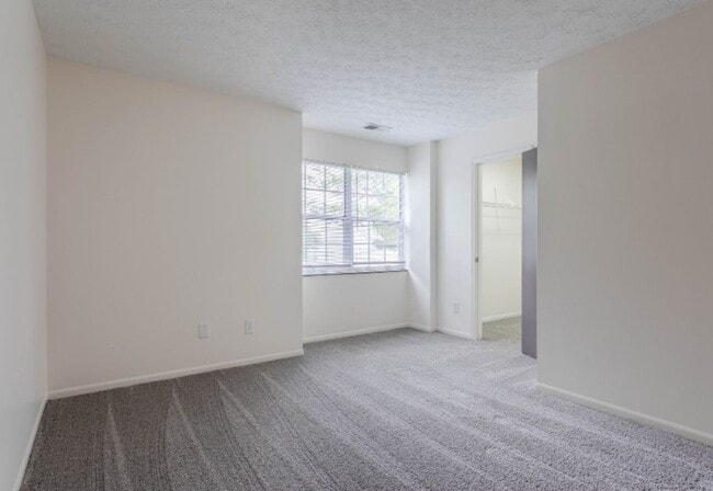 Interior Photo - Stratford Commons Apartment Complex