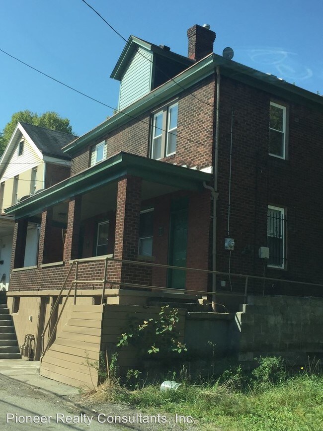 Building Photo - 356 Stewart St