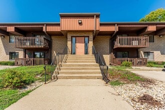Building Photo - 884 N Prairie Ave