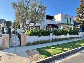 Building Photo - 611 Orchid Ave