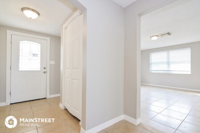 Foto del edificio - 7015 Ingleside Dr