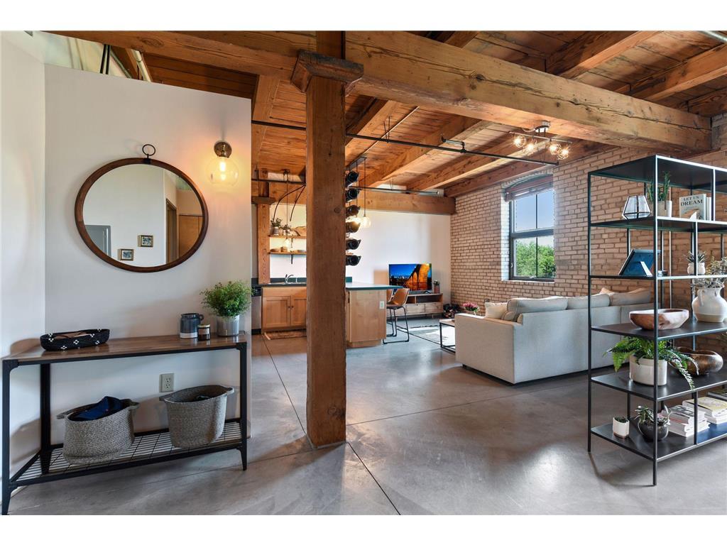 Foto principal - 127 5th St NE