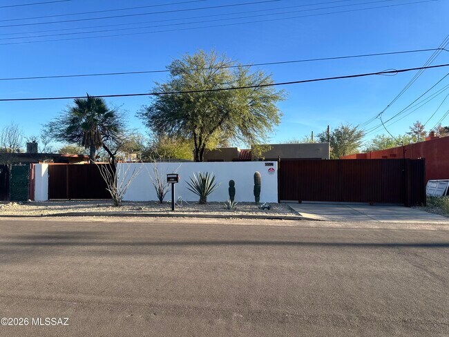Foto del edificio - 5836 E Lee St