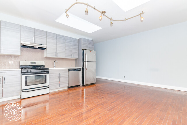 Building Photo - 795 Flatbush Ave