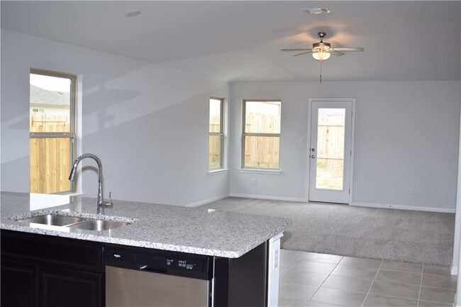 Building Photo - 1689 Woodlands Dr