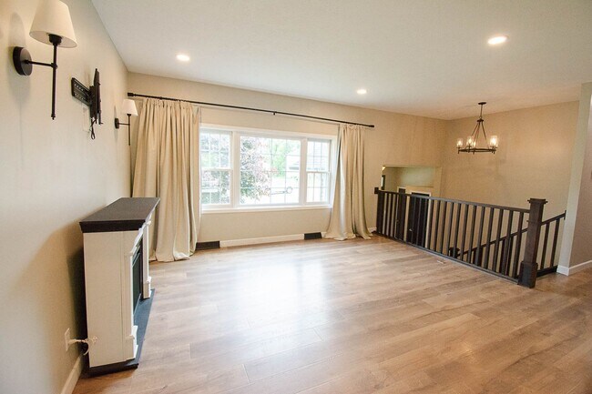 Foto del edificio - 2107 Ponderosa Dr SW