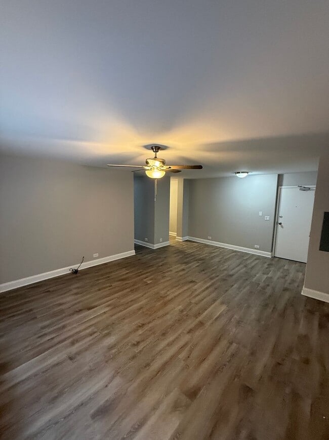 Foto del edificio - 744 W Gordon Terrace