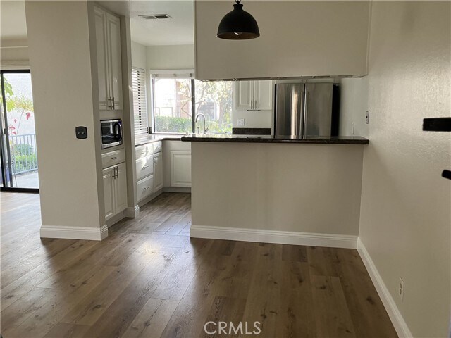 Building Photo - 26701 Quail Crk