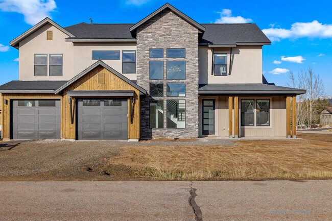 Building Photo - 1123 Mo's Way