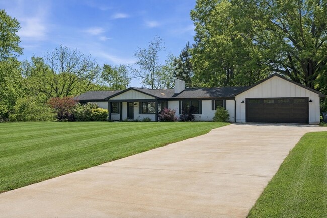 Building Photo - 6387 Sherrills Ford Rd