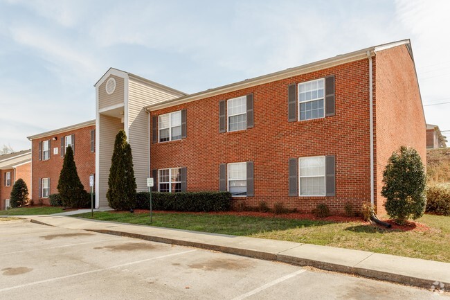 Building Photo - Cypress Creek