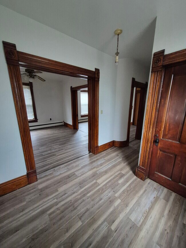 Foto del edificio - 62 S Gamble St