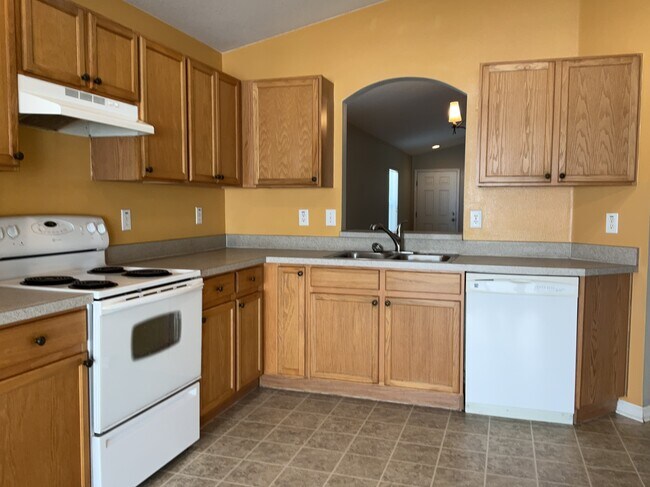 Building Photo - 12631 Adventure Drive