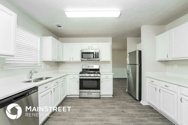 Building Photo - 1714 Bennett Dr