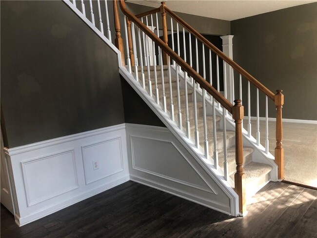Building Photo - 5871 Haterleigh Dr