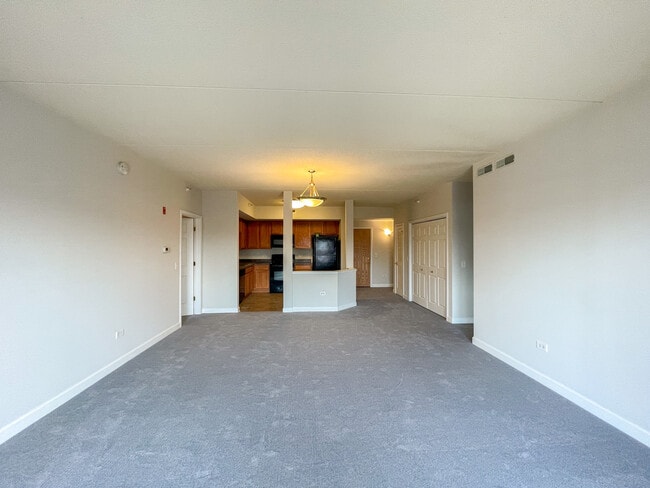 Building Photo - 77 N Wolf Rd