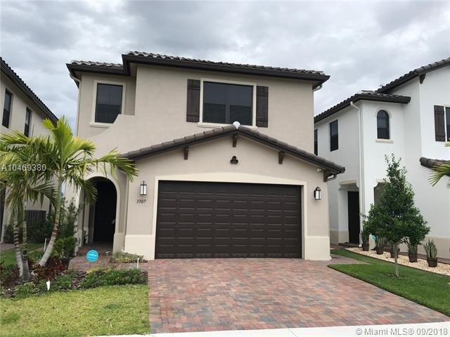 Foto principal - 3307 West 99th Place