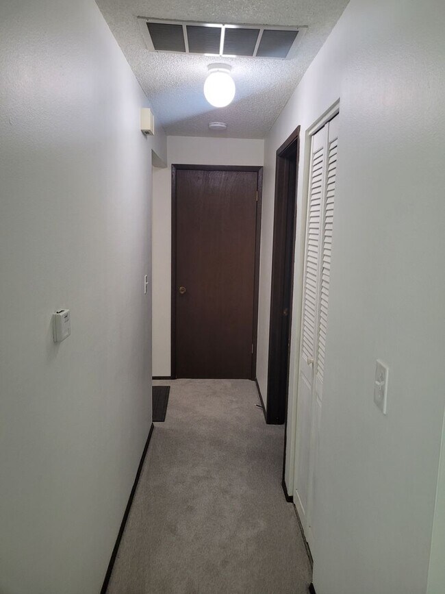 Foto del edificio - Bright Ground Floor One Bedroom near Cross...