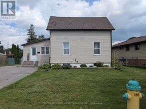 Building Photo - 151 Singleton Dr