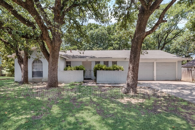 Photo - 6500 Melinda Dr House