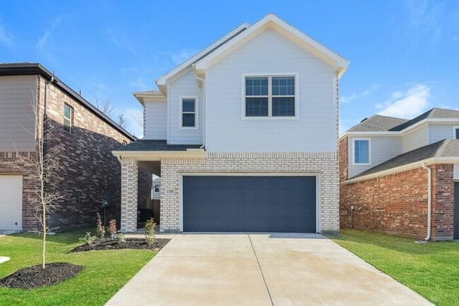 Building Photo - 1305 Ester Ln