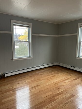 Building Photo - 48 Linden St