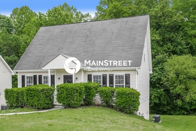 Foto del edificio - 3 Bedroom Pet-Friendly Home in Winston-Salem, NC with Main Street Renewal