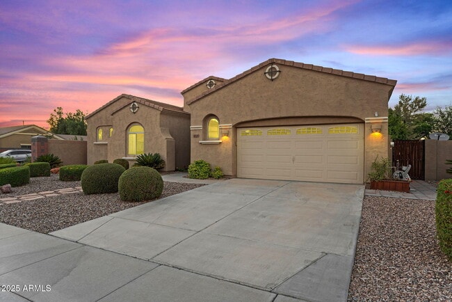 Foto del edificio - 10226 E Lakeview Ave